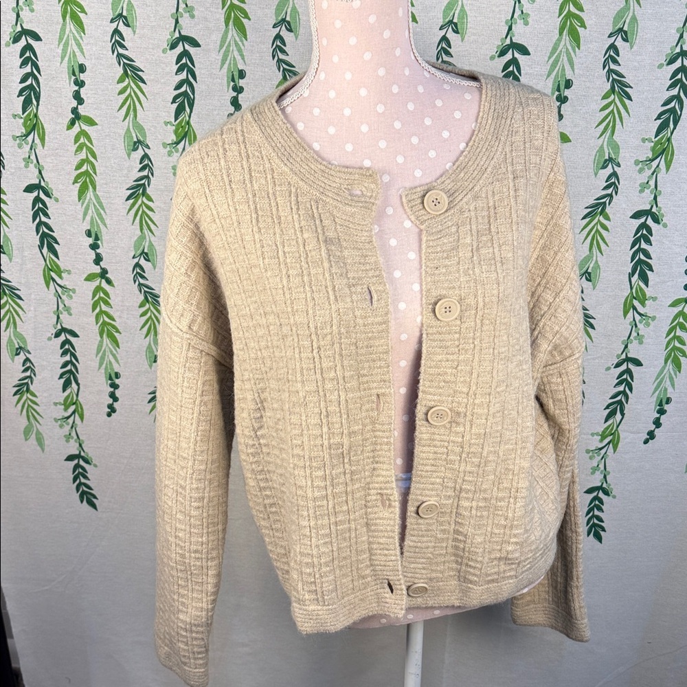 Max Studio Light Tan Ribbed Cardigan D3